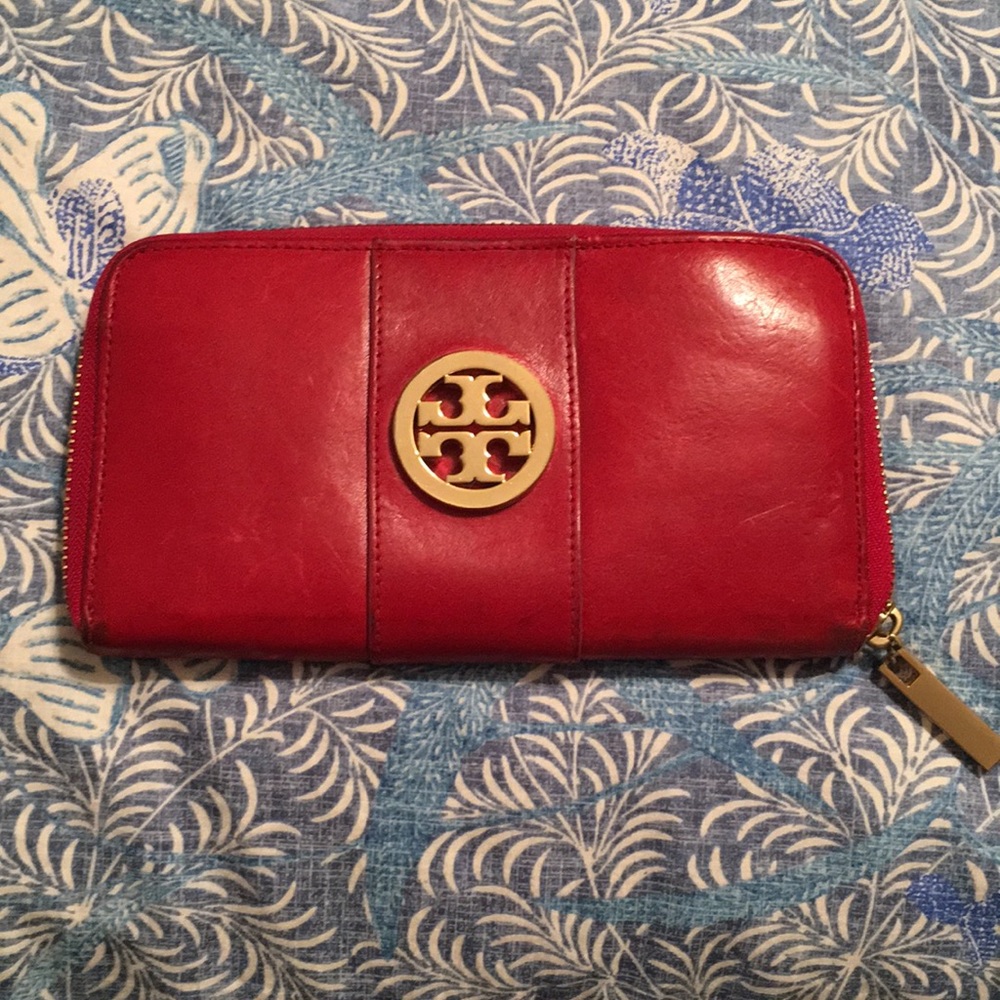 Red Tory Burch large wallet